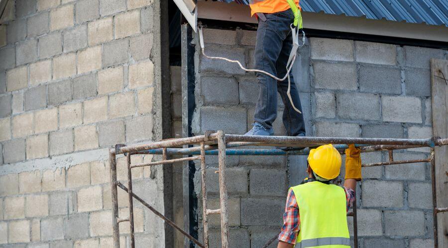Professional residential roofers in Haines, AK
